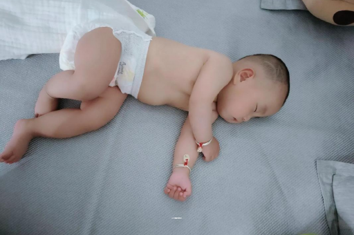 高密怀孕多久会显肚子